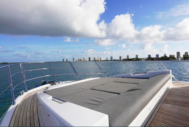  Yacht Photos Pics 