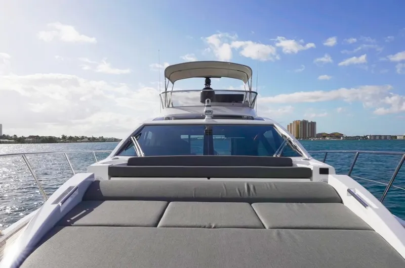  Yacht Photos Pics Azimut S6 Sports Fly 2021 yacht on water, showcasing sleek design and luxury features.