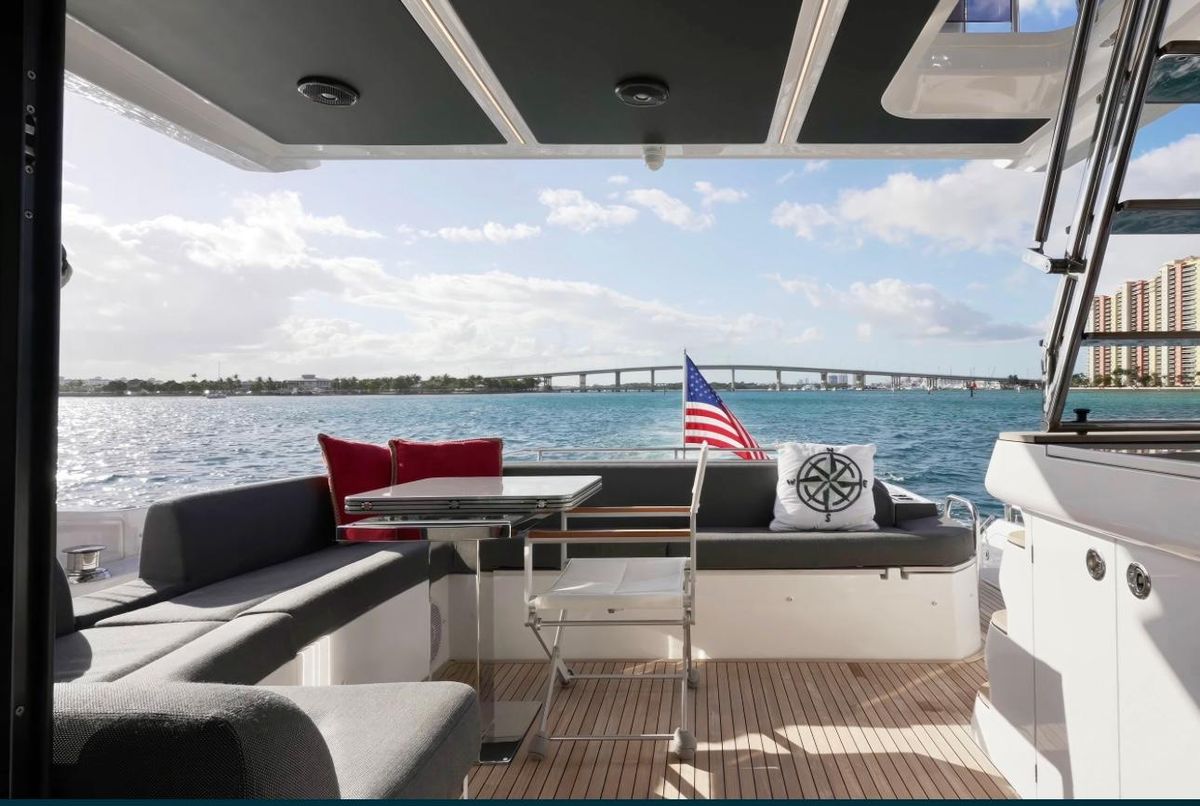 2021 Azimut 59 