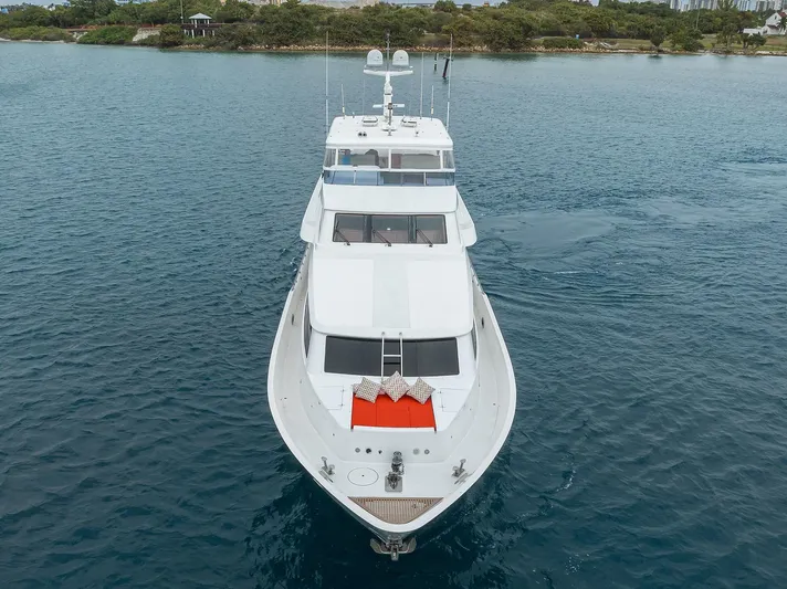 Miss Dunia Yacht Photos Pics 