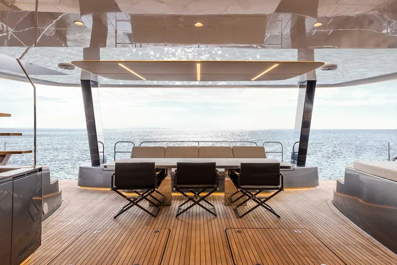 Saraya Yacht Photos Pics 