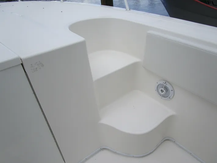 Yacht Photos Pics Interior of a 2007 Fountain 38 Tournament Edition yacht.