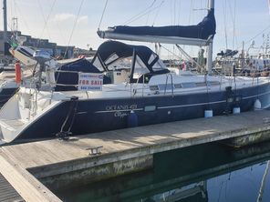 2005 Beneteau Oceanis Clipper 423