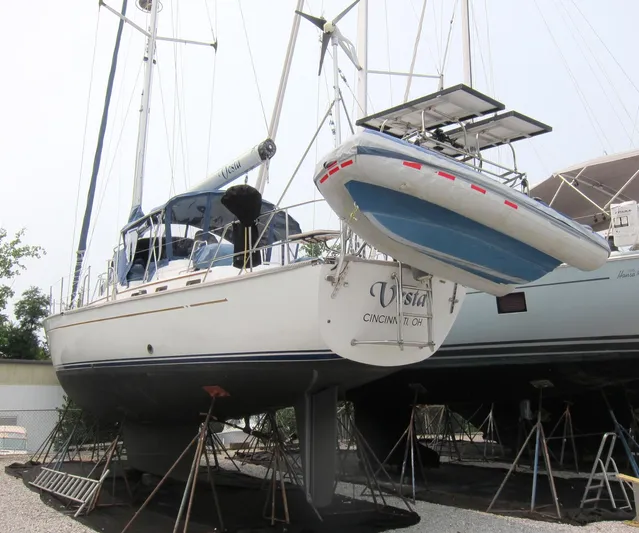 Vesta Yacht Photos Pics Land - port quarter