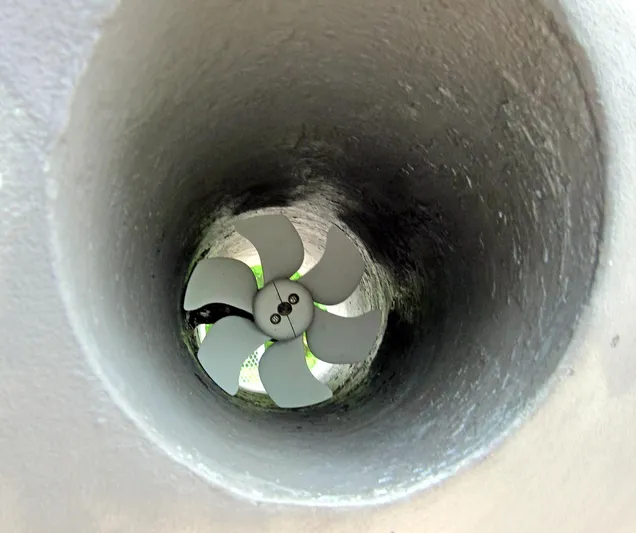 Vesta Yacht Photos Pics Bow thruster