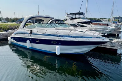 Crownline 340 CR