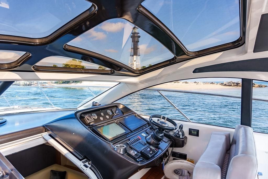 2013 Sunseeker 48 