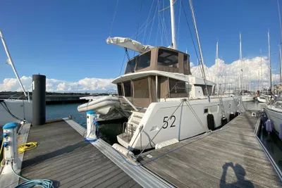2013 Lagoon 52