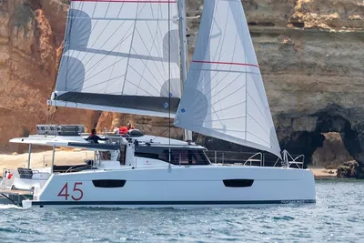 Fountaine Pajot elba