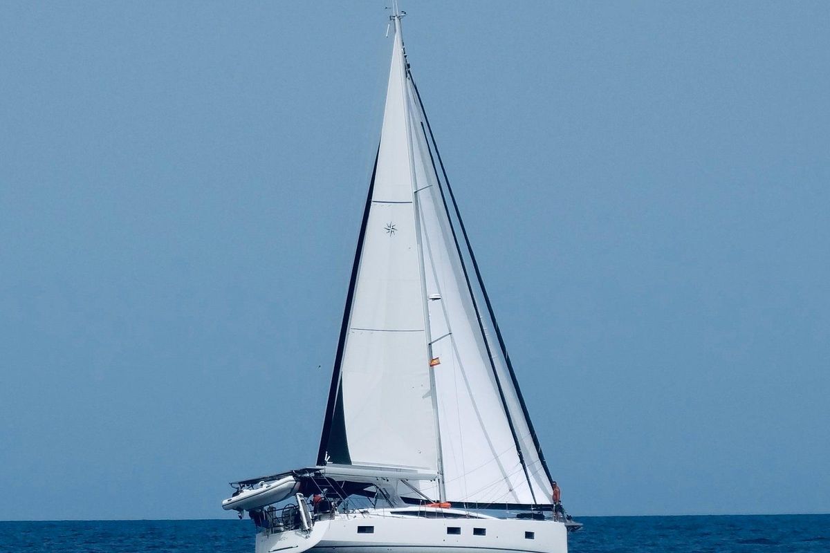 2019 Jeanneau 52 