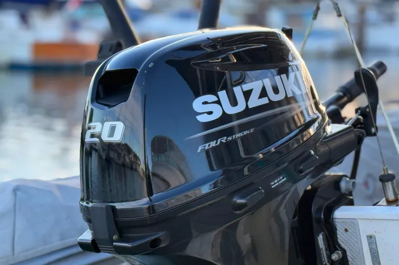 Shumka Yacht Photos Pics Suzuki 20 horsepower four-stroke outboard motor on a 2005 Catalina 42 MkII sailboat.