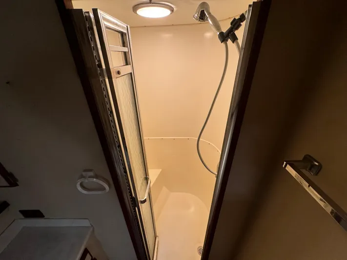 Out On A Limb Yacht Photos Pics 