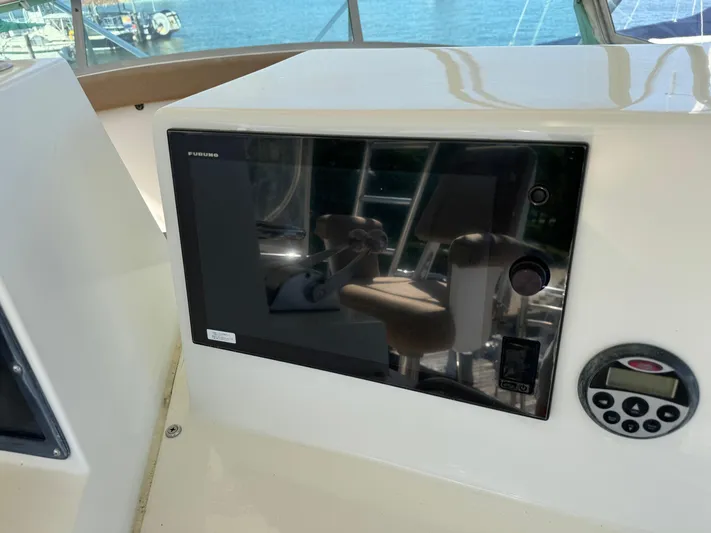 Out On A Limb Yacht Photos Pics 