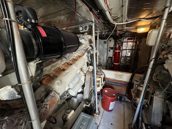 Out On A Limb Yacht Photos Pics 