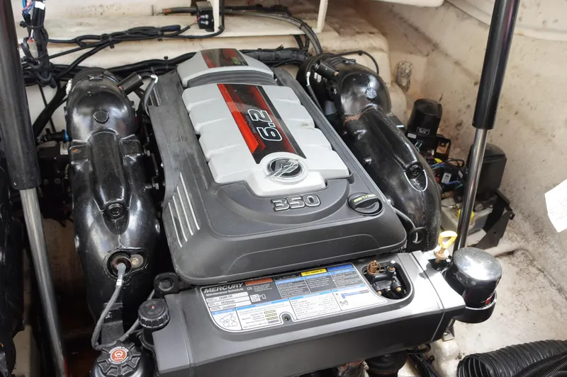  Yacht Photos Pics Engine of a 2017 Sea Ray SLX 310 boat, featuring a 6.2L 350 horsepower motor.