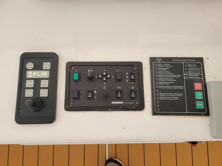  Yacht Photos Pics Control panel of a 1986 Ocean Yachts 55 Super Sport boat.