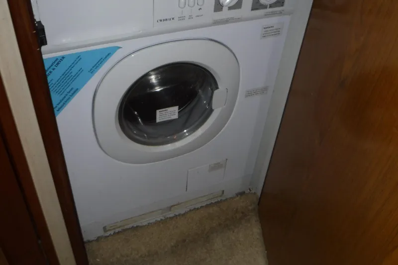  Yacht Photos Pics Washing machine inside 1986 Ocean Yachts 55 Super Sport.