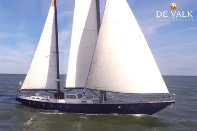 Robert Clark 64 Pilothouse