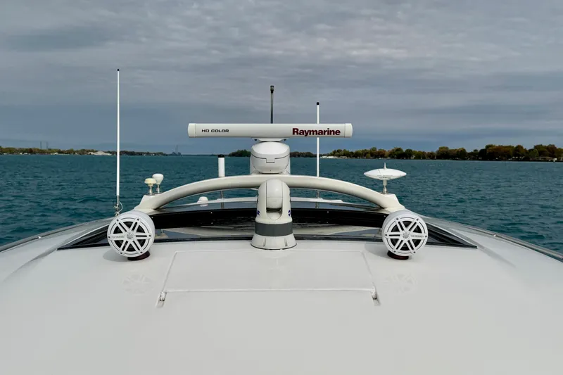 Floor It Yacht Photos Pics 2014 Sea Ray 510 Sundancer yacht with Raymarine radar on open water.