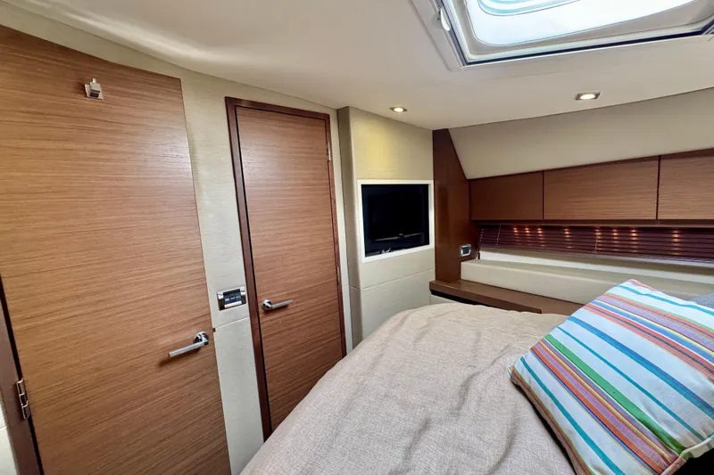 Floor It Yacht Photos Pics Luxurious interior of 2014 Sea Ray 510 Sundancer yacht cabin with modern design.