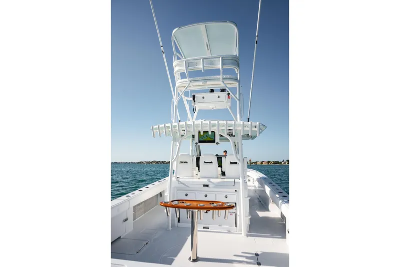  Yacht Photos Pics 2026 Barker Boatworks 40HPC center console with tower on open water.