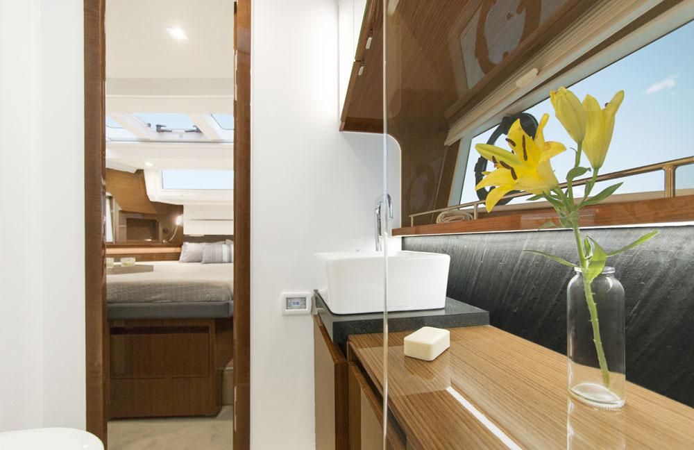 2022 Sealine 44 