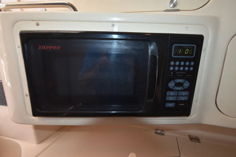 See More Salt Yacht Photos Pics 