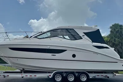 Sea Ray Sundancer 350 Coupe