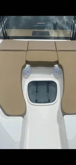  Yacht Photos Pics 2017 Sea Ray Sundancer 350 Coupe deck with tan cushions and hatch.