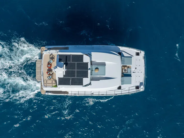 2024 Two Oceans 555 - 003 Yacht Photos Pics 