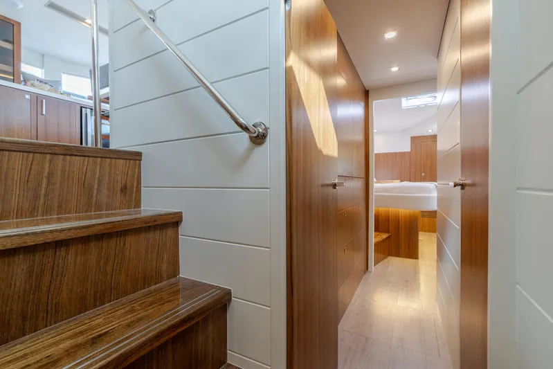 2024 Two Oceans 555 - 003 Yacht Photos Pics 