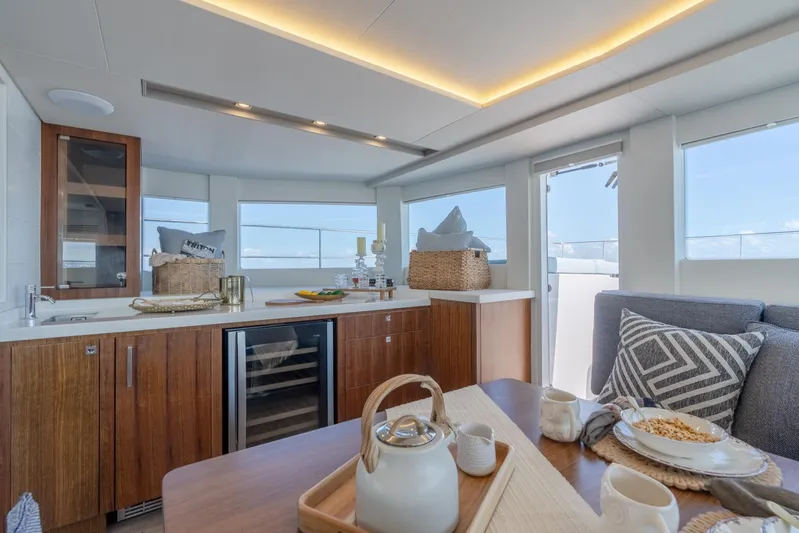 2024 Two Oceans 555 - 003 Yacht Photos Pics 