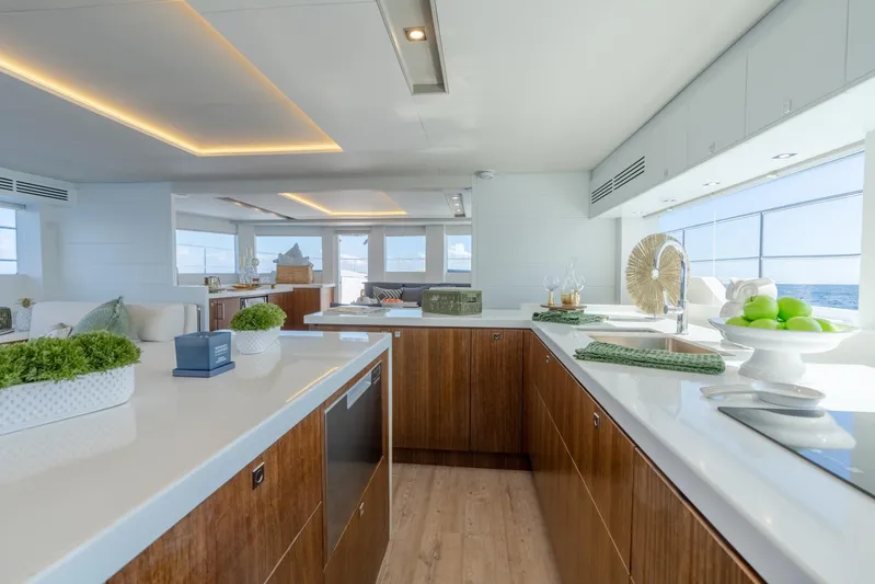 2024 Two Oceans 555 - 003 Yacht Photos Pics 