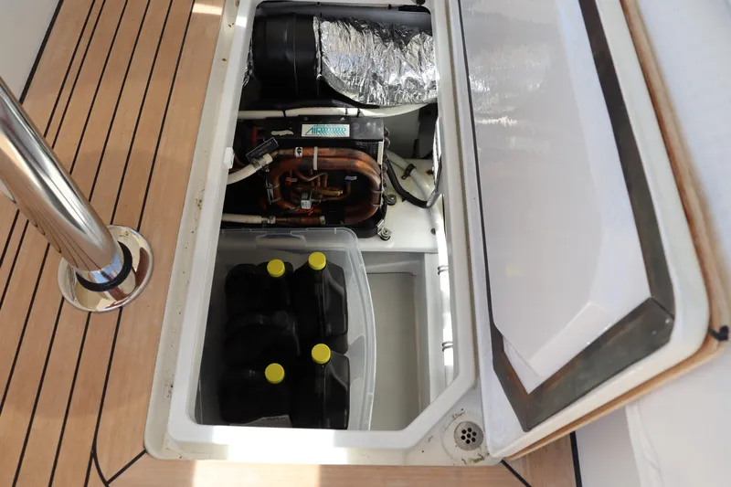 Rambler VIII Yacht Photos Pics 