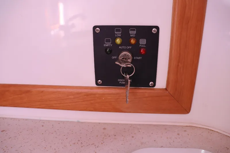 Rambler VIII Yacht Photos Pics 