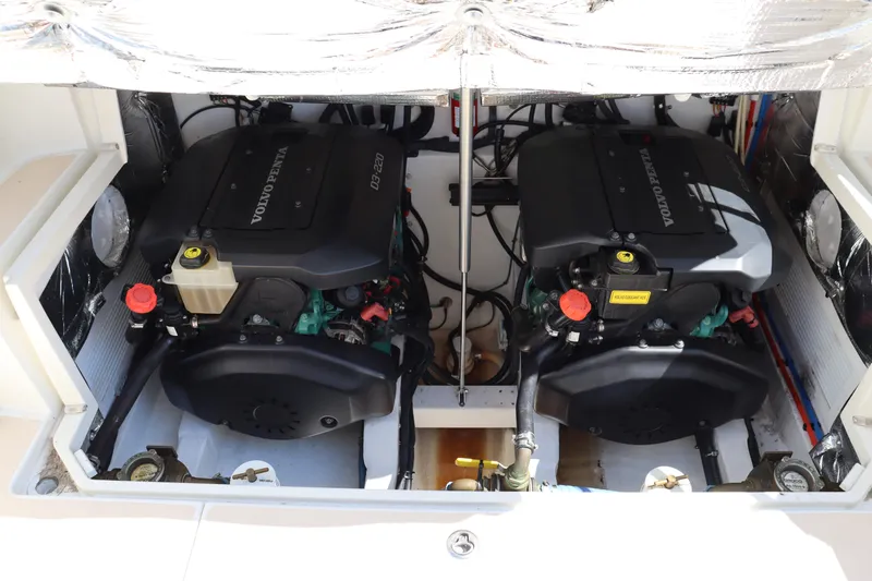 Rambler VIII Yacht Photos Pics 