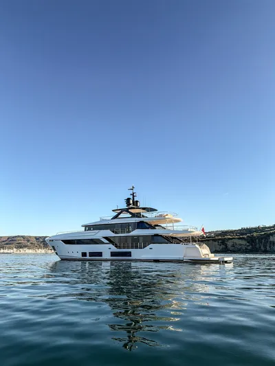  Yacht Photos Pics Custom Line Navetta 38 6
