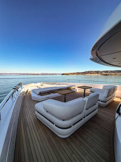  Yacht Photos Pics Custom Line Navetta 38 11