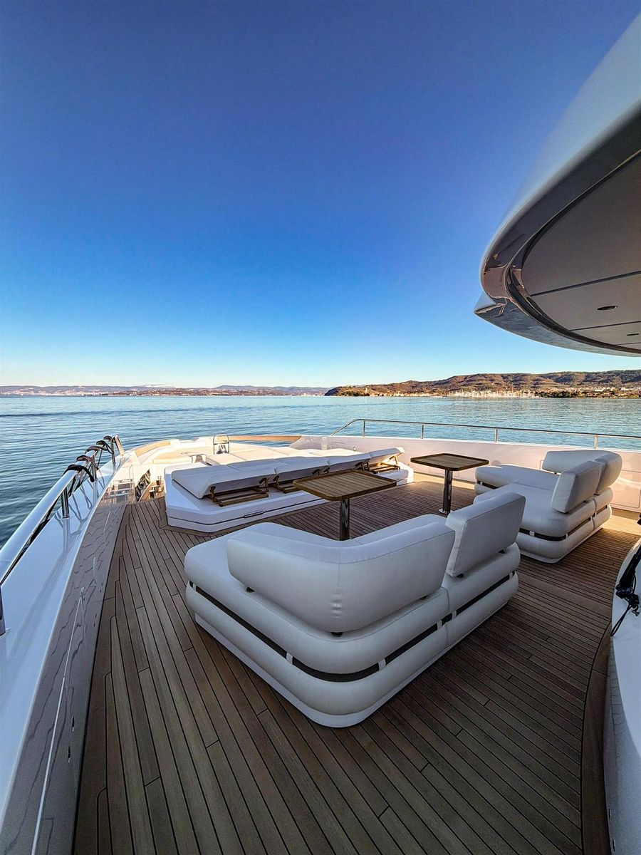 2025 Custom Line 127 