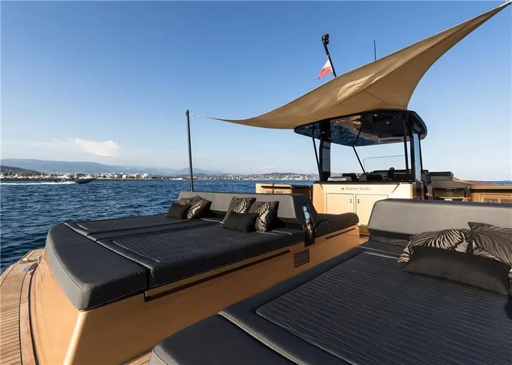 Diamond Yacht Photos Pics 