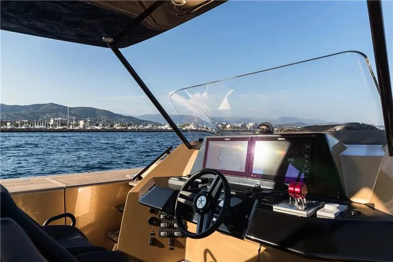 Diamond Yacht Photos Pics Helm of 2018 Sunreef 40 Open Sunreef Power Diamond yacht with sea and mountain view.