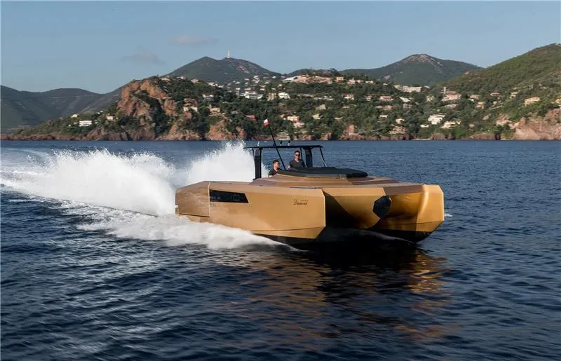 Diamond Yacht Photos Pics 