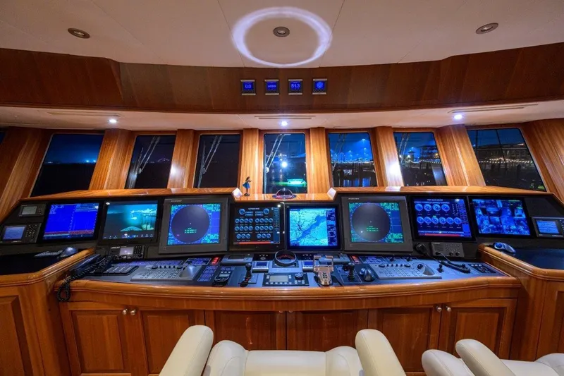 Compass Rose Yacht Photos Pics Bridge of 2011 C & G Boatworks Explorer with advanced navigation systems.