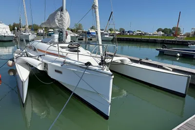 2011 Dragonfly 28 Touring