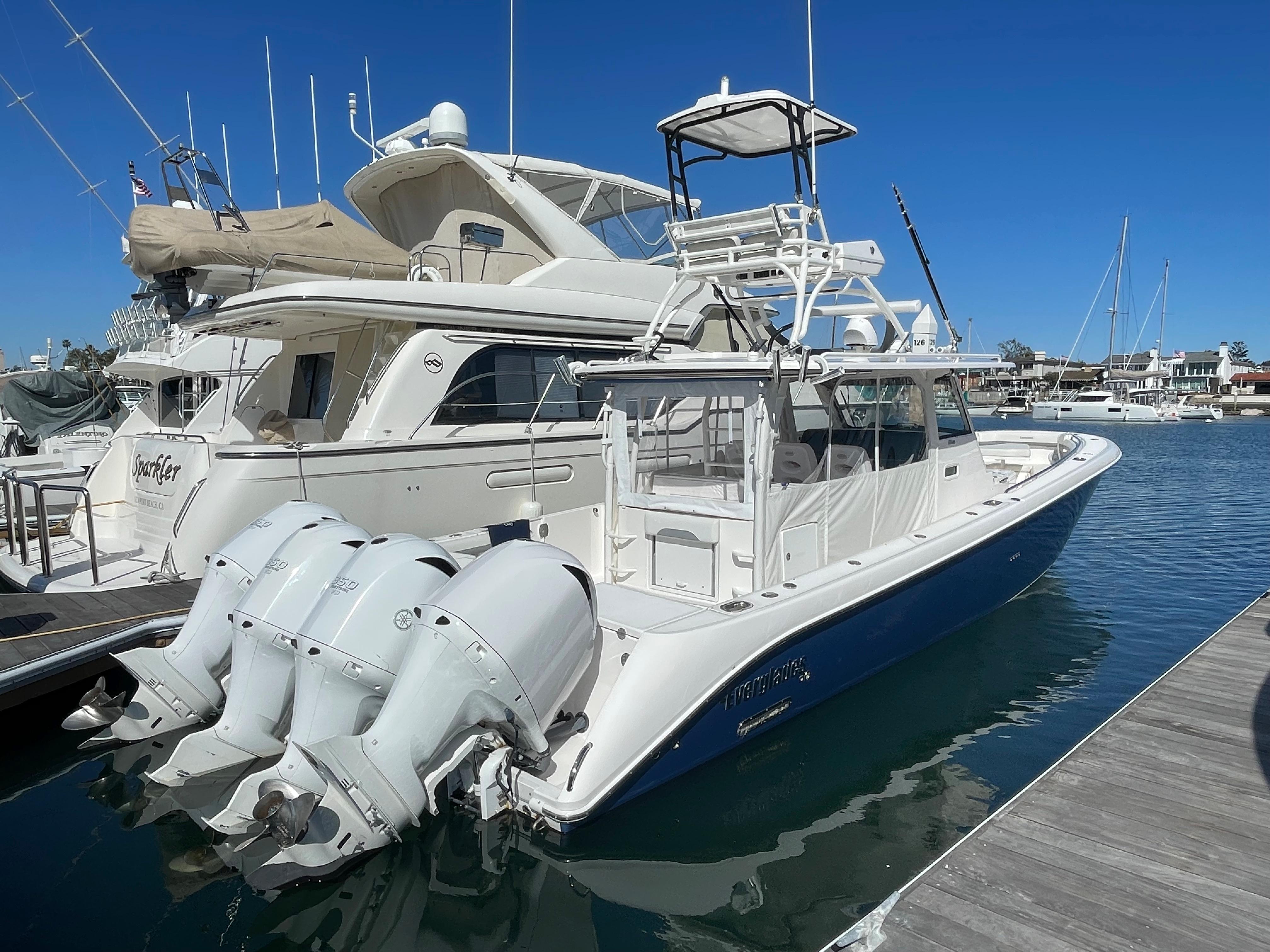 2015 Everglades 435 CC Middenconsole boten te koop YachtWorld