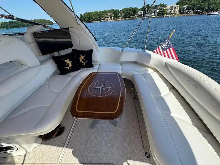  Yacht Photos Pics Luxurious 2001 Sea Ray 380 Sundancer yacht interior with elegant seating and nautical decor.