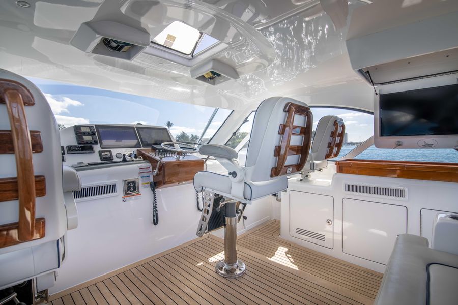 2018 Hatteras HS45X
