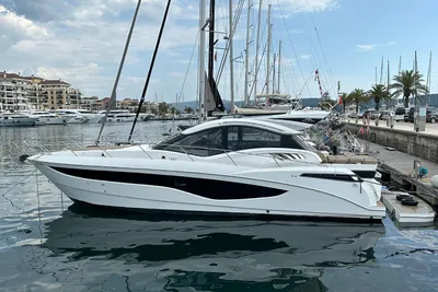 Galeon 485 HTS