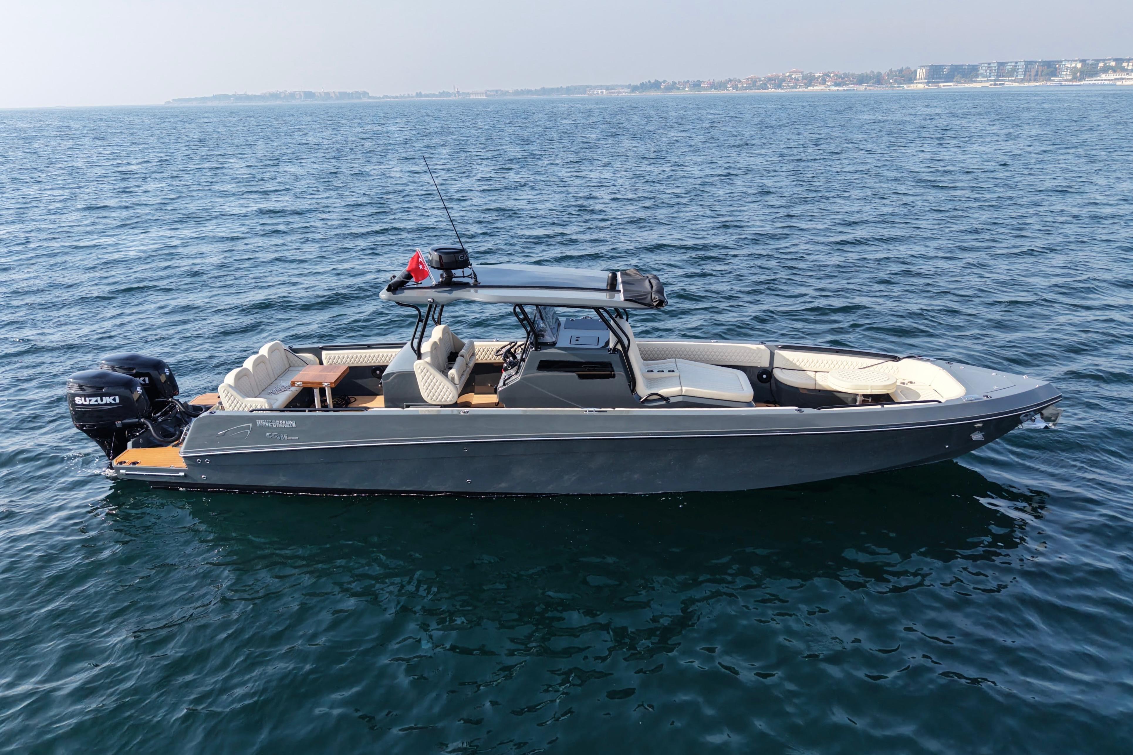 Al Dhaen Wave Breaker 365CC