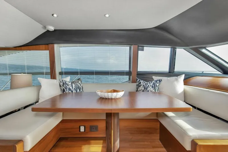 Elisea Yacht Photos Pics Dinette